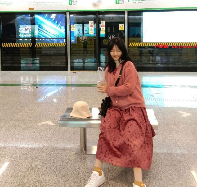 馒头B瘦身学生妹